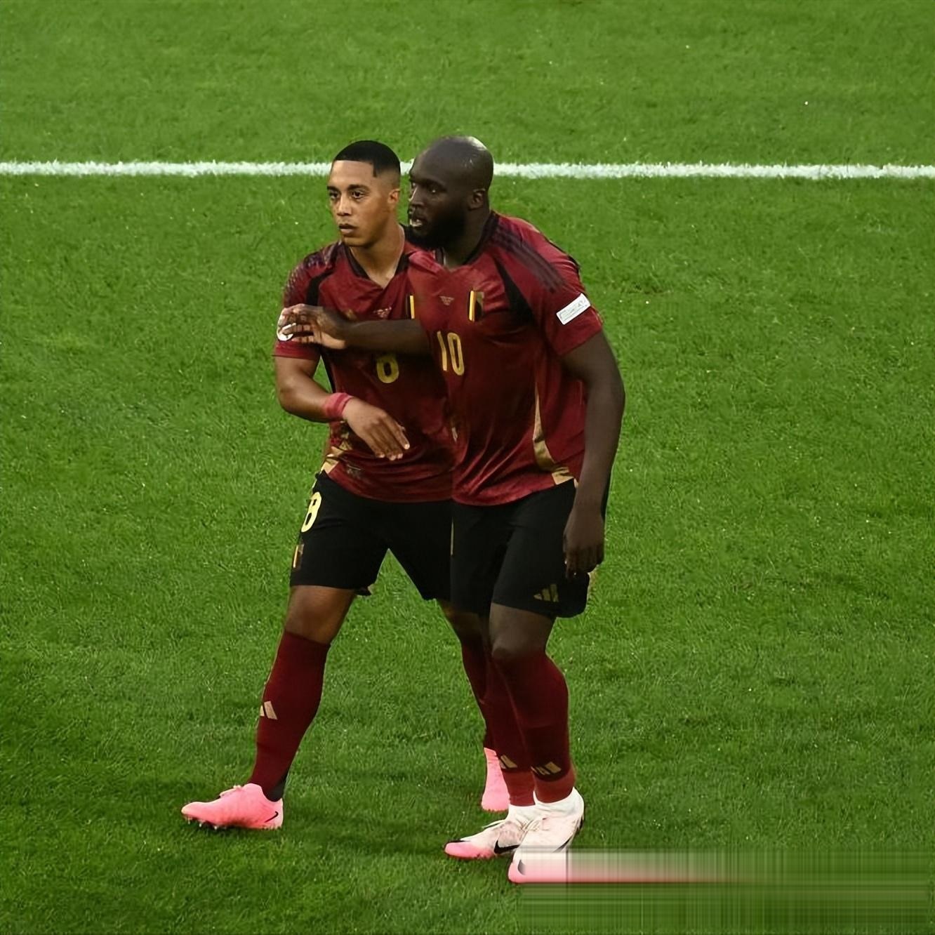 开云体育中国-关于比利时强势克罗地亚，德布劳内统治全场的信息