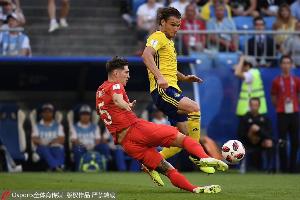 英格兰完胜瑞典，孔蒂爆发神勇