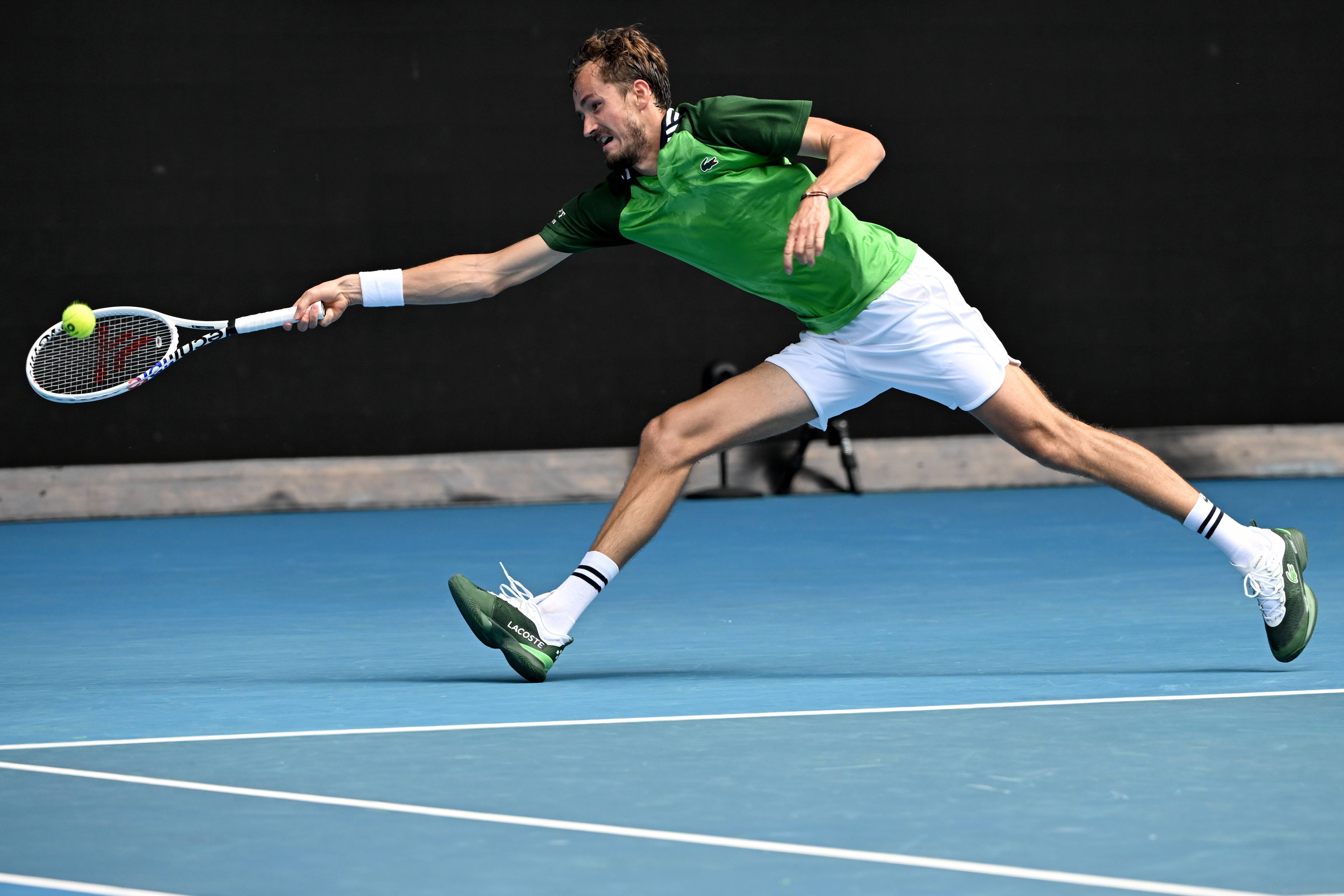 关于德国网球队鏖战意大利网球队，梅德韦杰夫爆发神勇的信息