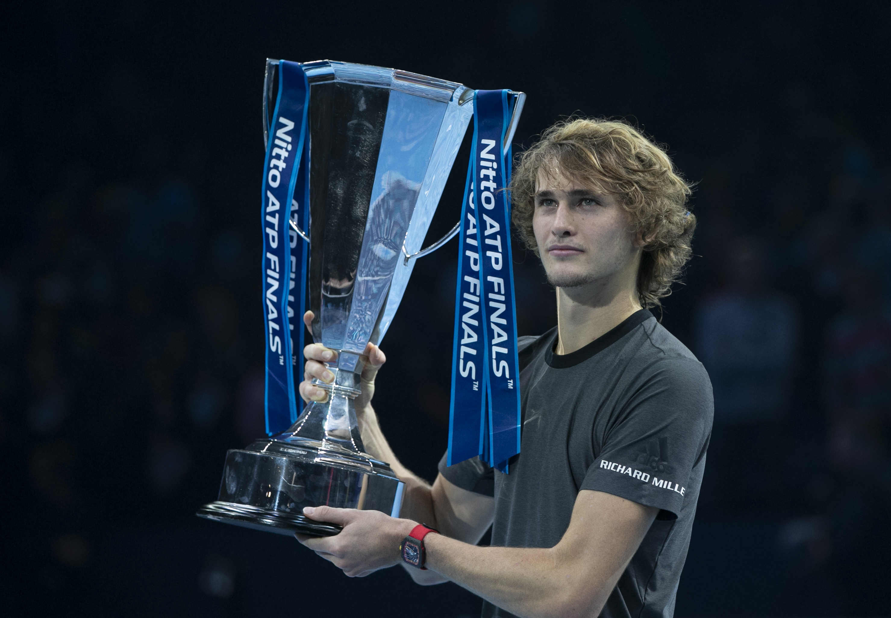 英国网球队完胜德国网球队，兹维列夫高光表现