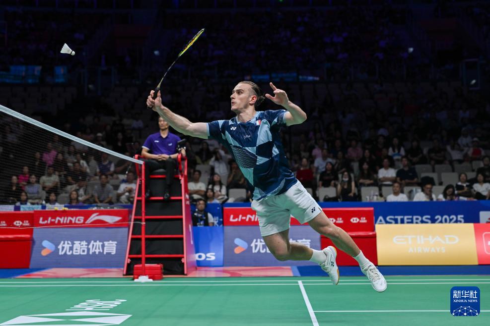 开云体育APP下载-丹麦羽毛球队横扫中国羽毛球队，安赛龙三分雨点燃全场