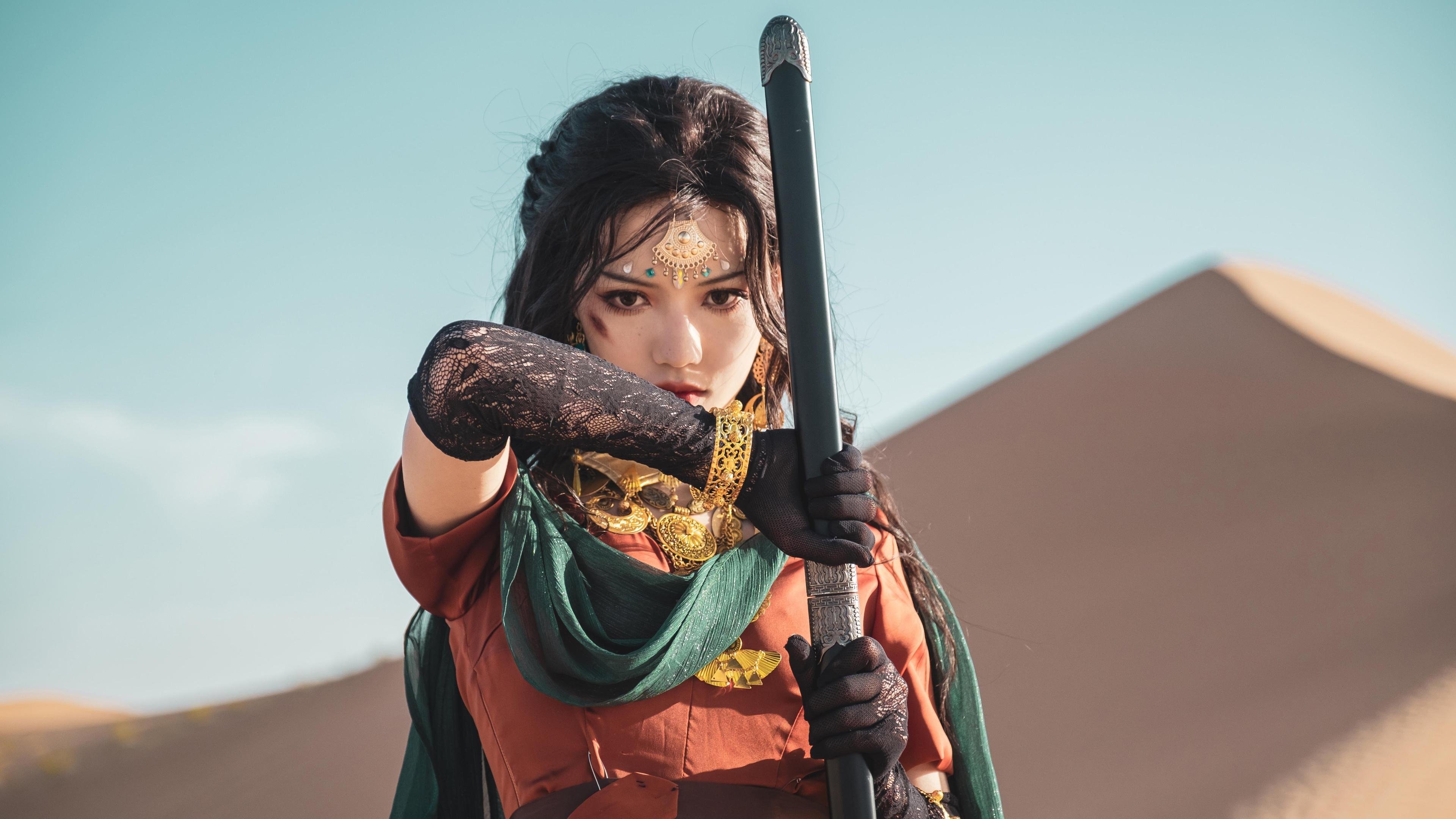 绿茵暗影，国家德比之夜，本泽马以防守艺术锁死乾坤